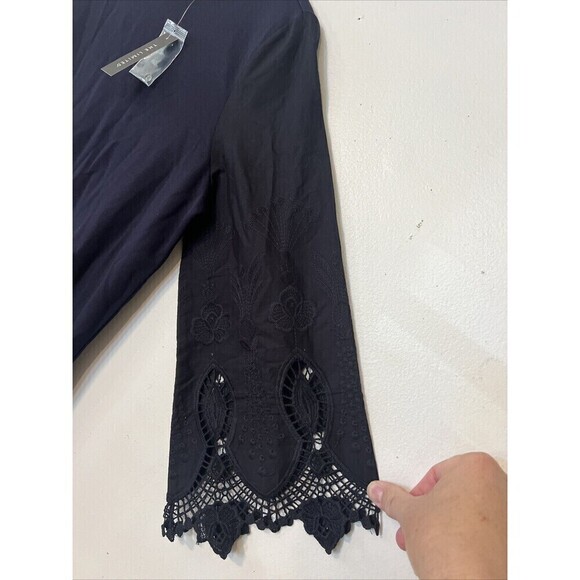NEW The Limited Blouse Women’s S Navy Body Black ¾  Detailed Sleeves NWT $69 MSR - Picture 3 of 5
